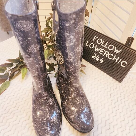 UGG SHAYE TALL BANDANA PAISLEY BLUE RAIN BOOTS SIZE 7 - Picture 12 of 12